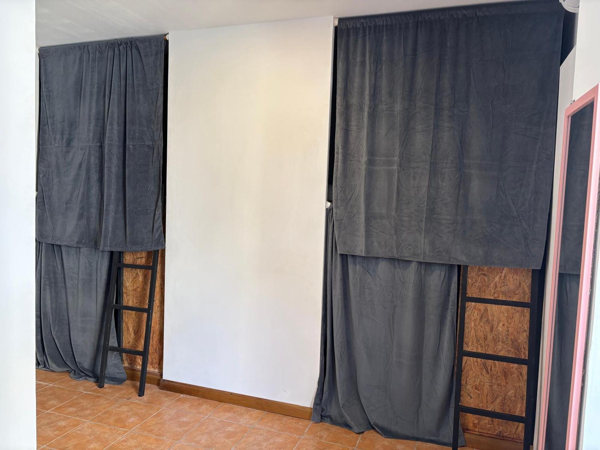 Spanglish Hostel Бенидорм Экстерьер фото